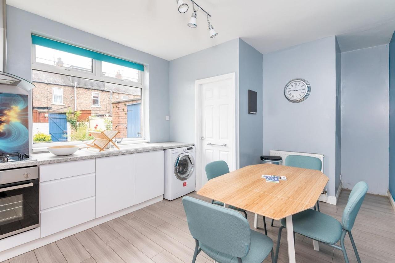 Cosy With Minster Views - Pass The Keys Holiday home