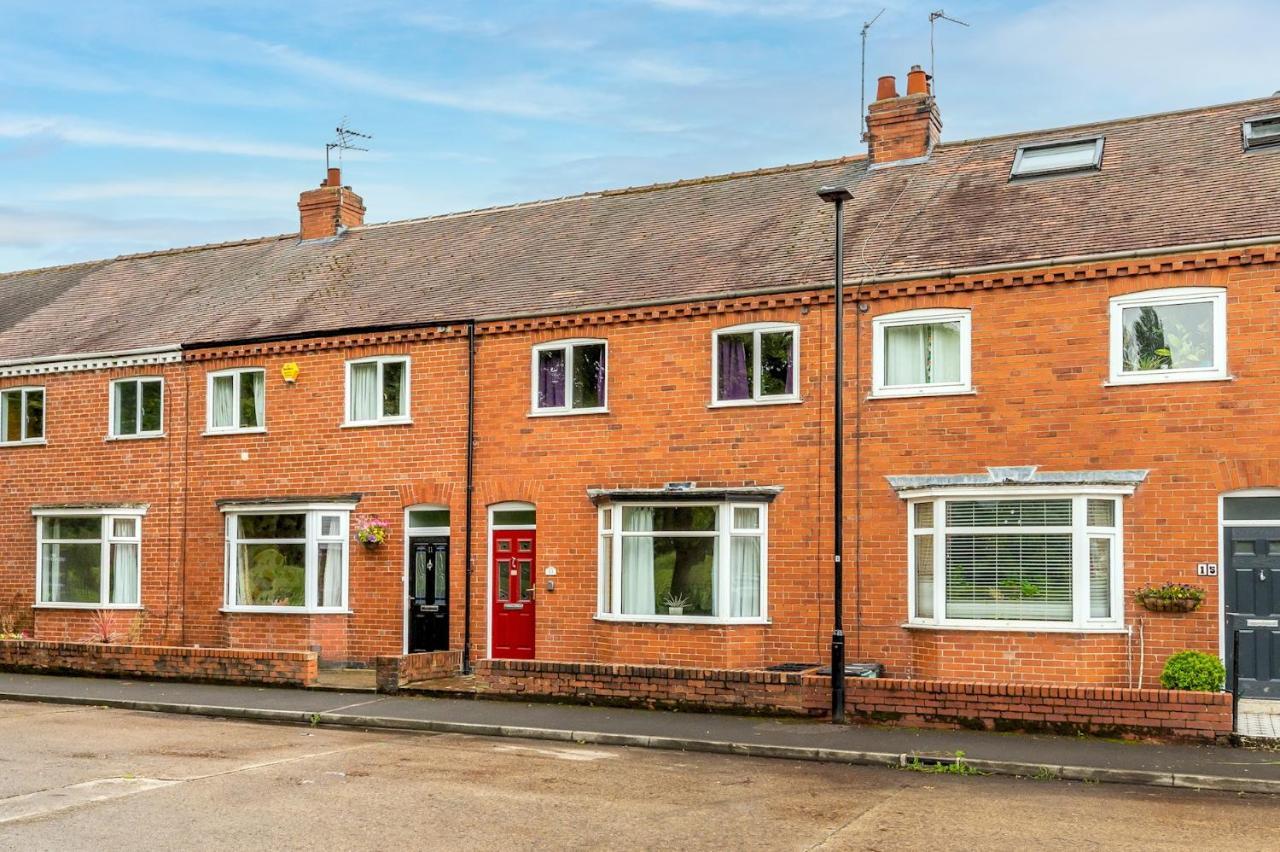 Cosy With Minster Views - Pass The Keys Holiday home *